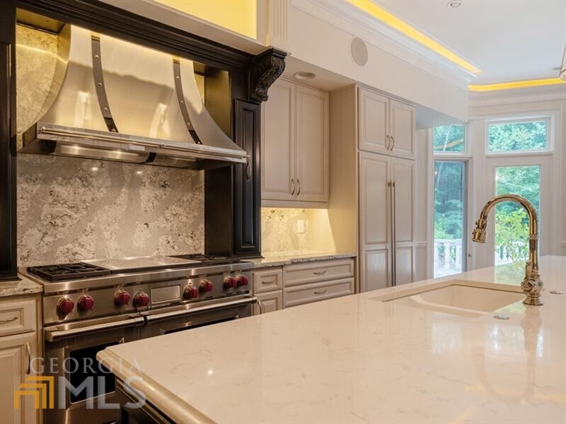 Sandy Springs - Residential