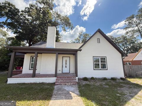 A home in Baxley