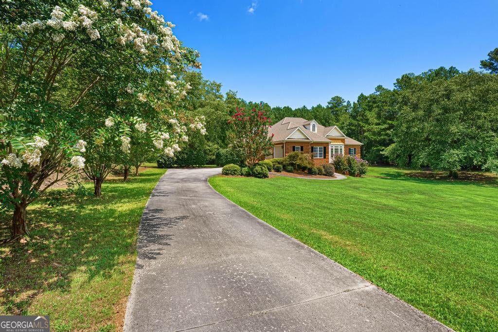 685 Melody LN