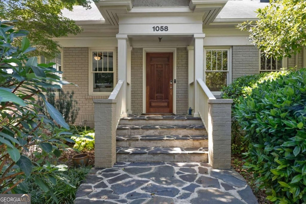 Photo of 1058 Rosedale Road NE, Atlanta, GA 30306 (MLS # 10846895)