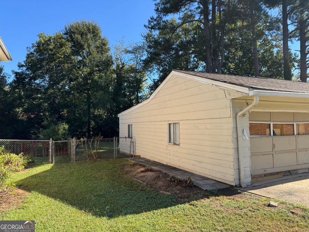 Photo of 2760 Pattie Court, Ellenwood, GA 30294 (MLS # 10873880)