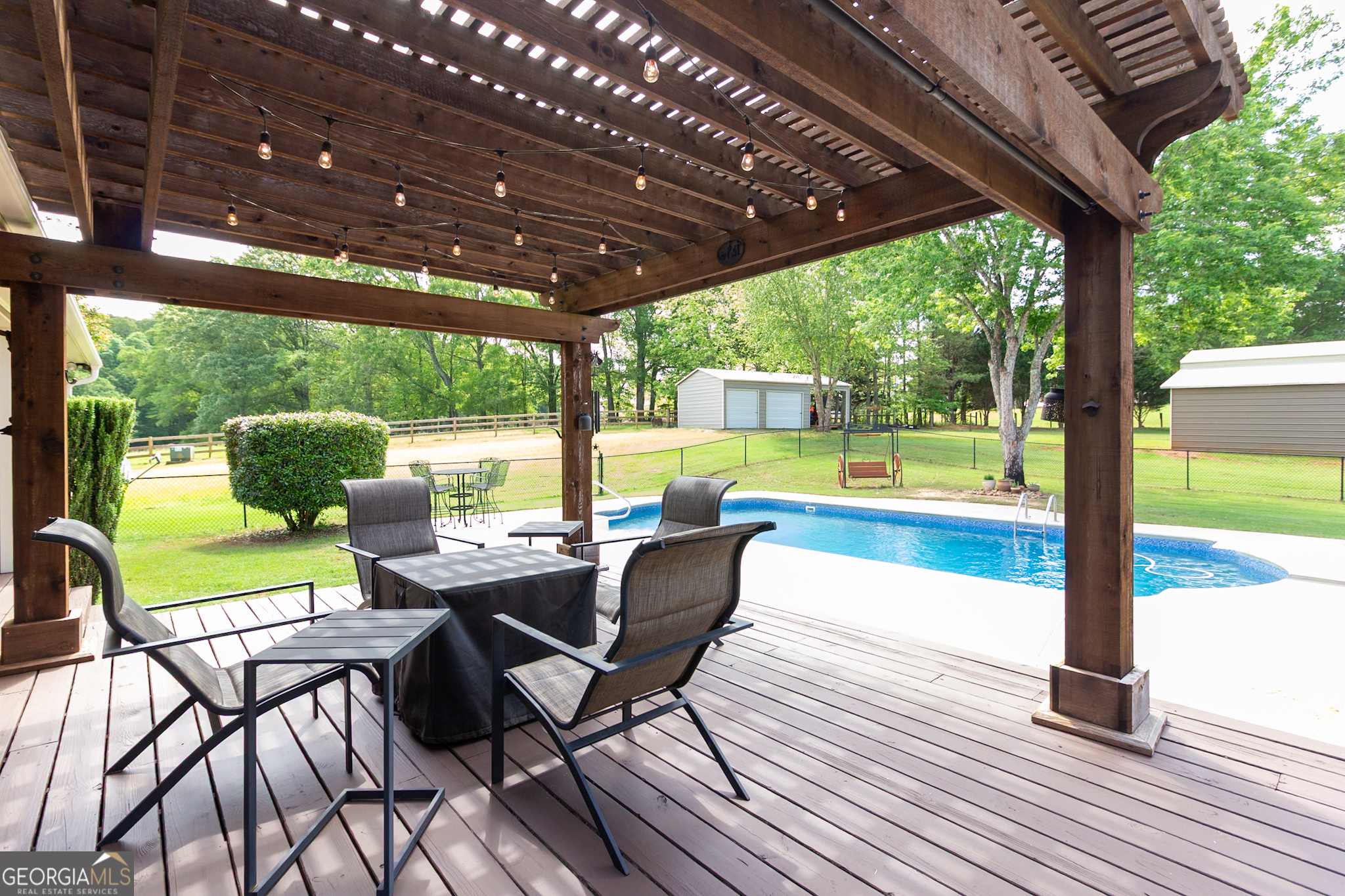 Fayetteville, Georgia 30215, United States, 3 Bedrooms Bedrooms, ,3 BathroomsBathrooms,Residential,Pending,127197