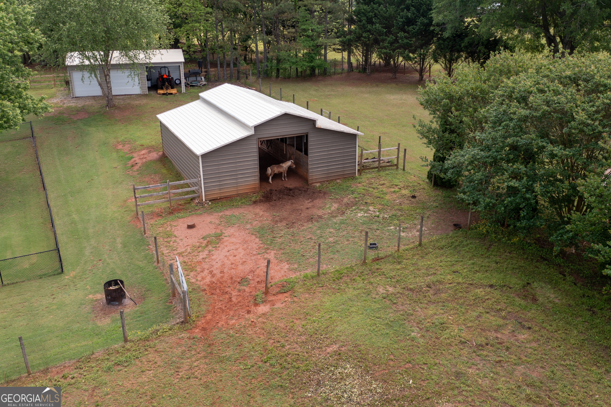 Fayetteville, Georgia 30215, United States, 3 Bedrooms Bedrooms, ,3 BathroomsBathrooms,Residential,Pending,127197