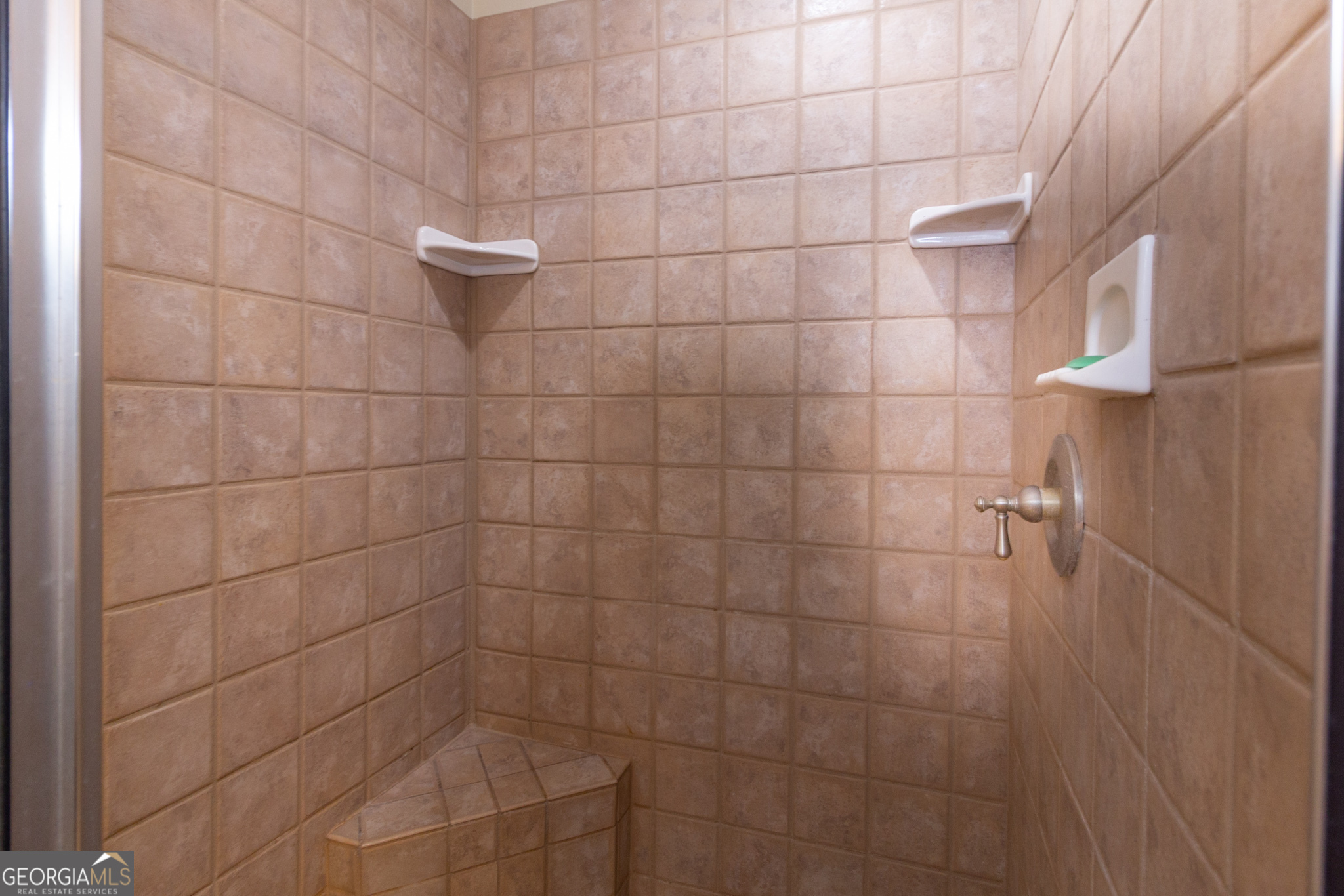 Fayetteville, Georgia 30215, United States, 3 Bedrooms Bedrooms, ,3 BathroomsBathrooms,Residential,Pending,127197