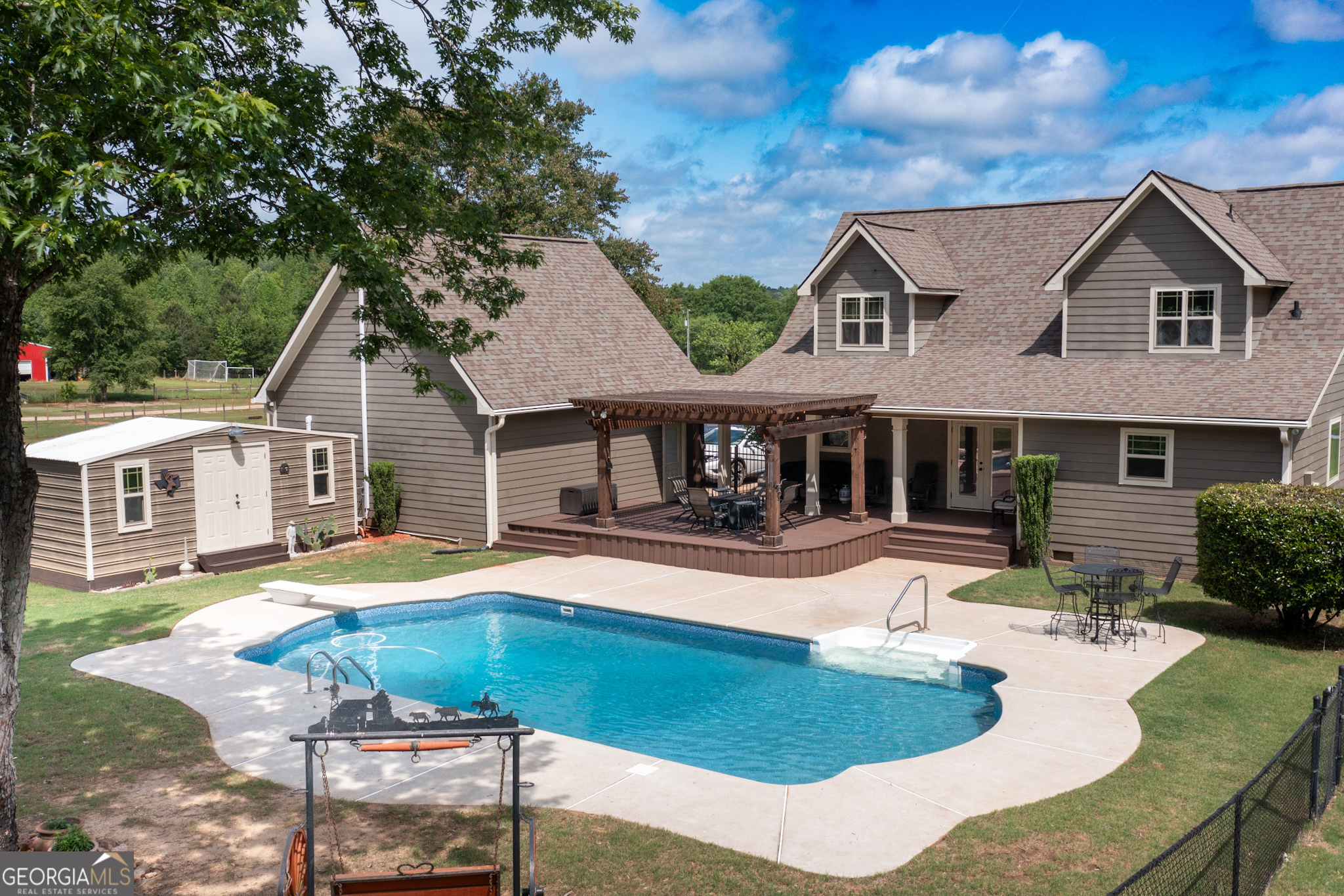 Fayetteville, Georgia 30215, United States, 3 Bedrooms Bedrooms, ,3 BathroomsBathrooms,Residential,Pending,127197