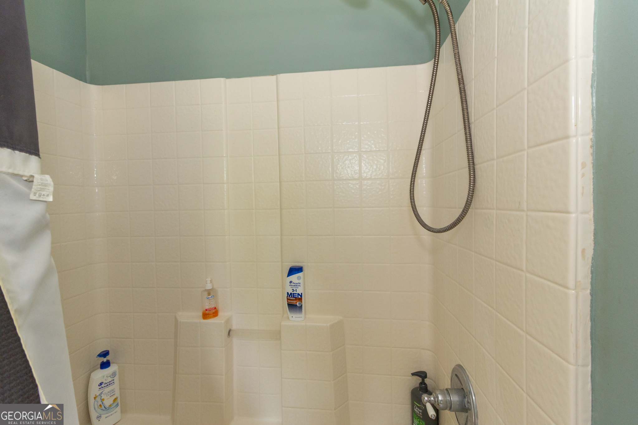 Fayetteville, Georgia 30215, United States, 3 Bedrooms Bedrooms, ,3 BathroomsBathrooms,Residential,Pending,127197