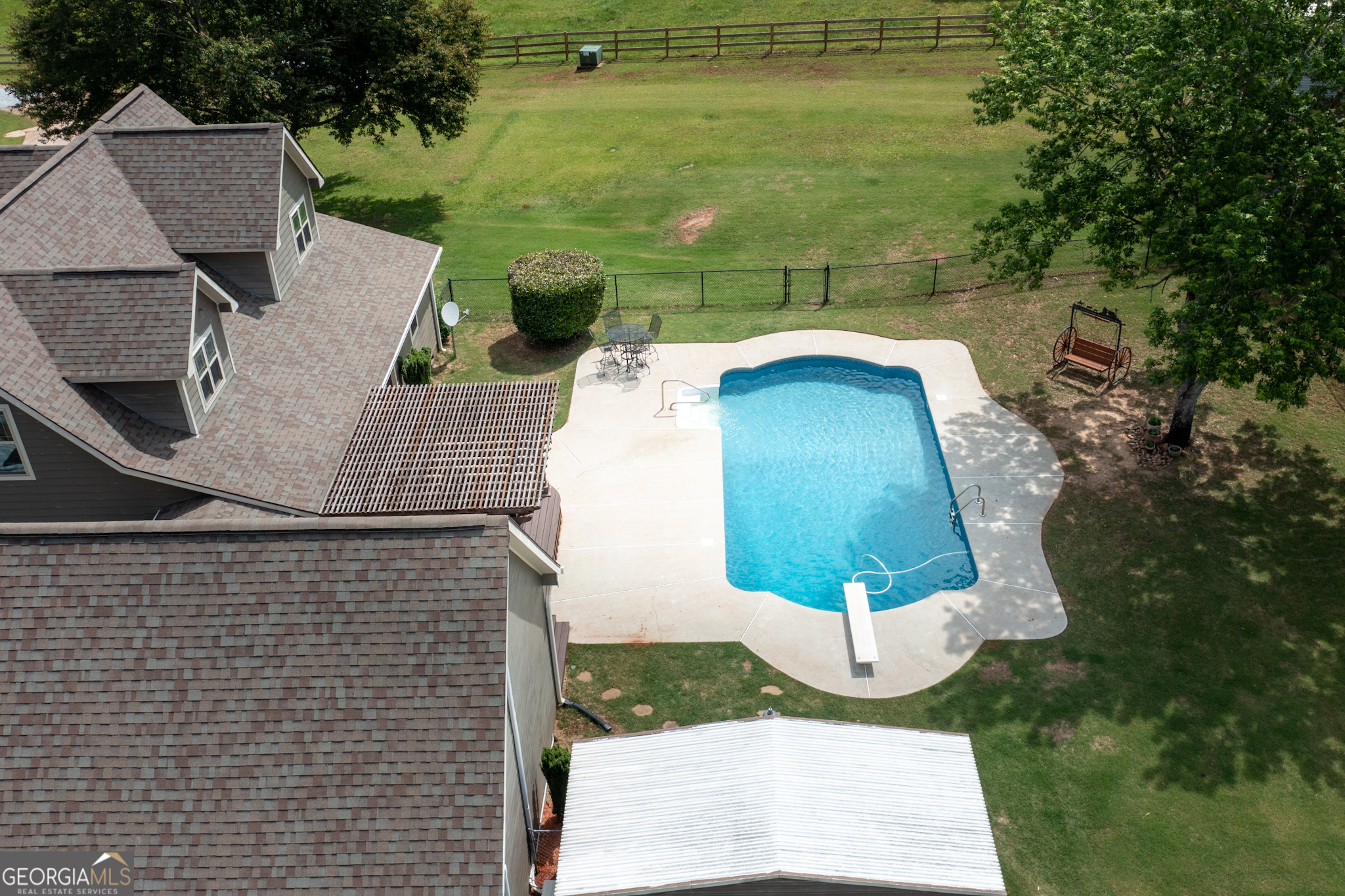 Fayetteville, Georgia 30215, United States, 3 Bedrooms Bedrooms, ,3 BathroomsBathrooms,Residential,Pending,127197