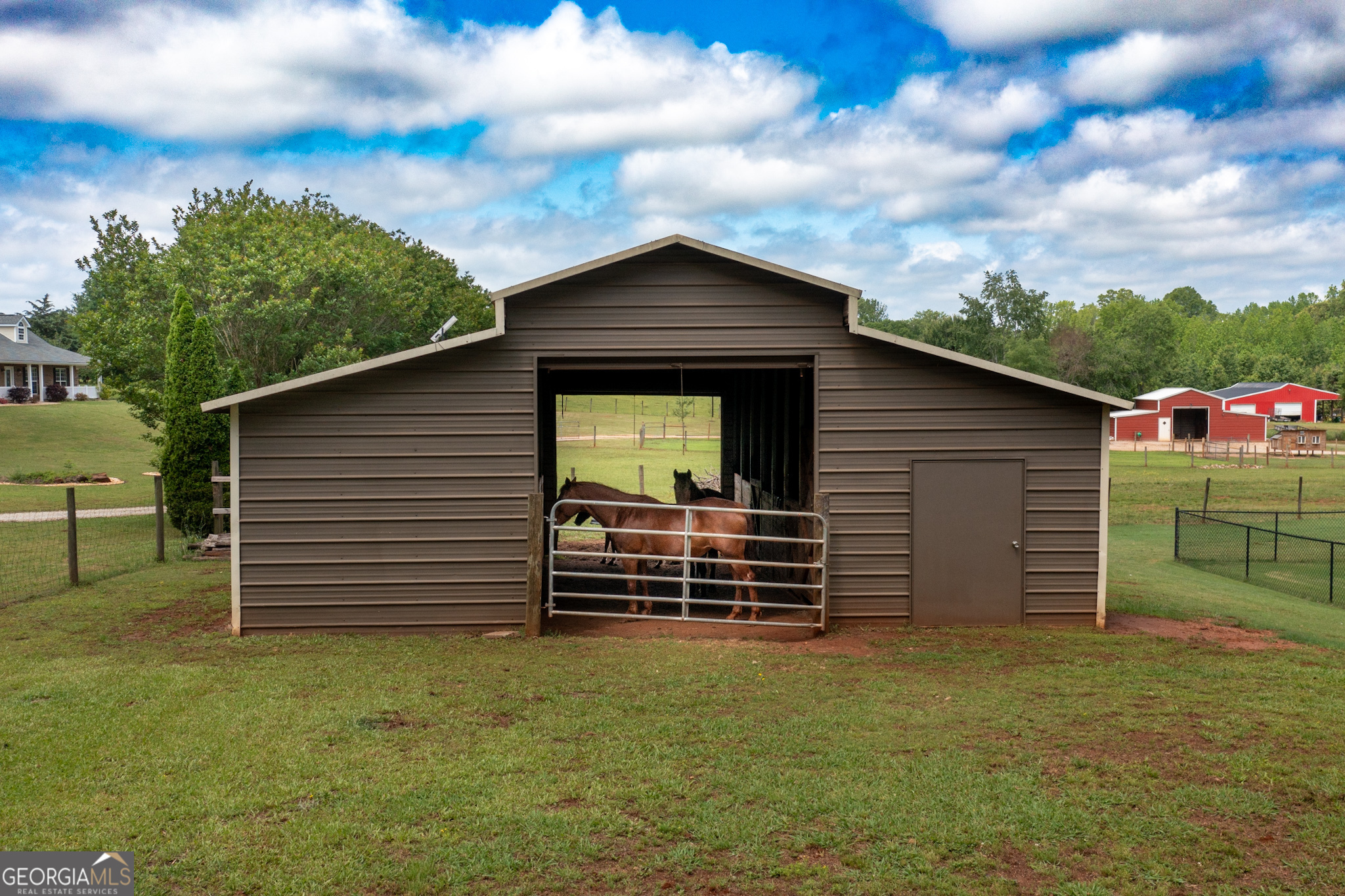 Fayetteville, Georgia 30215, United States, 3 Bedrooms Bedrooms, ,3 BathroomsBathrooms,Residential,Pending,127197