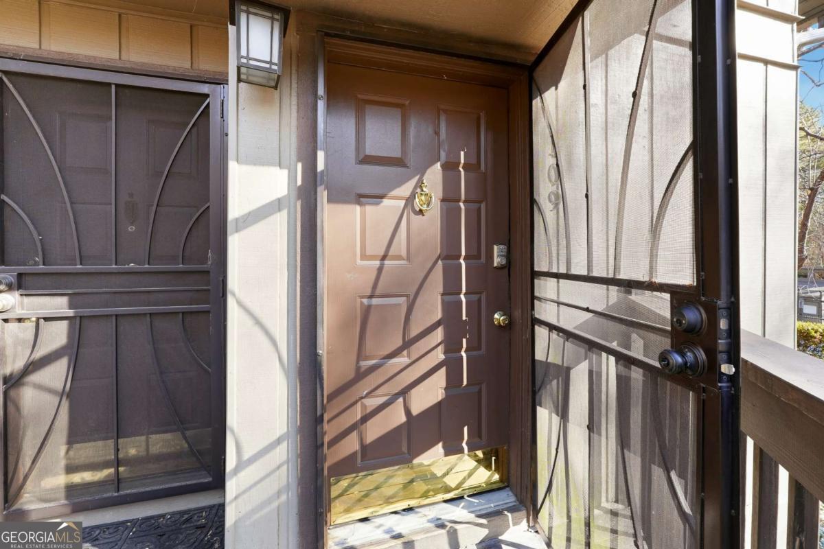 109 Cumberland CT SE