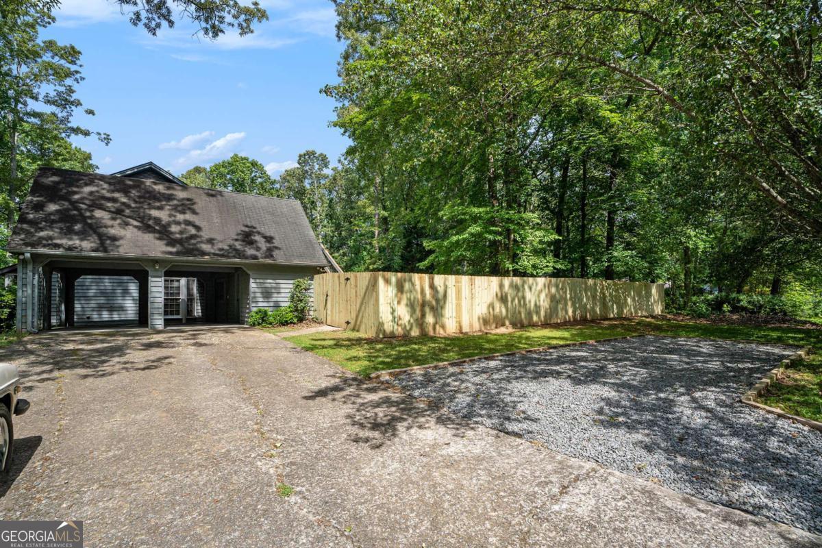 1580 Oak Creek DR