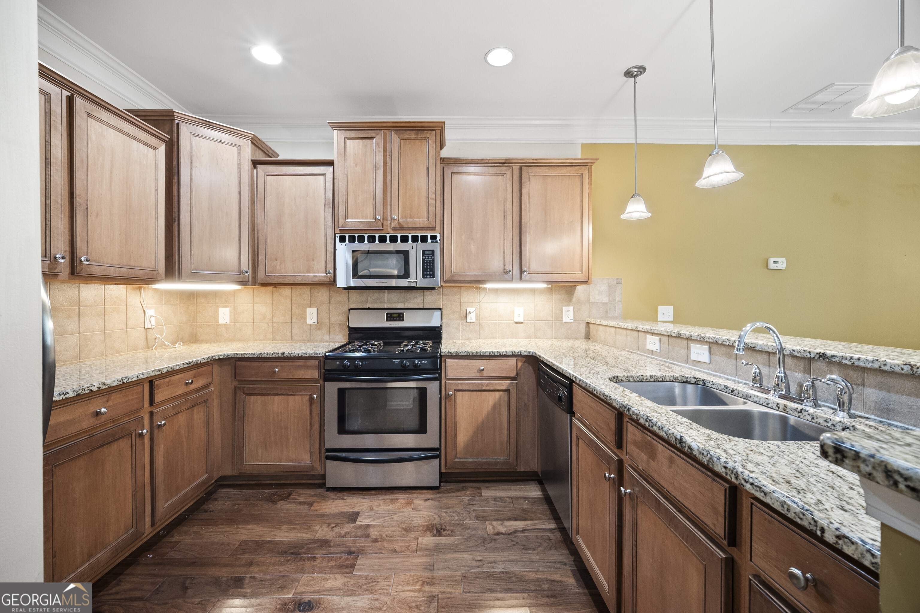 100 Trailside WAY