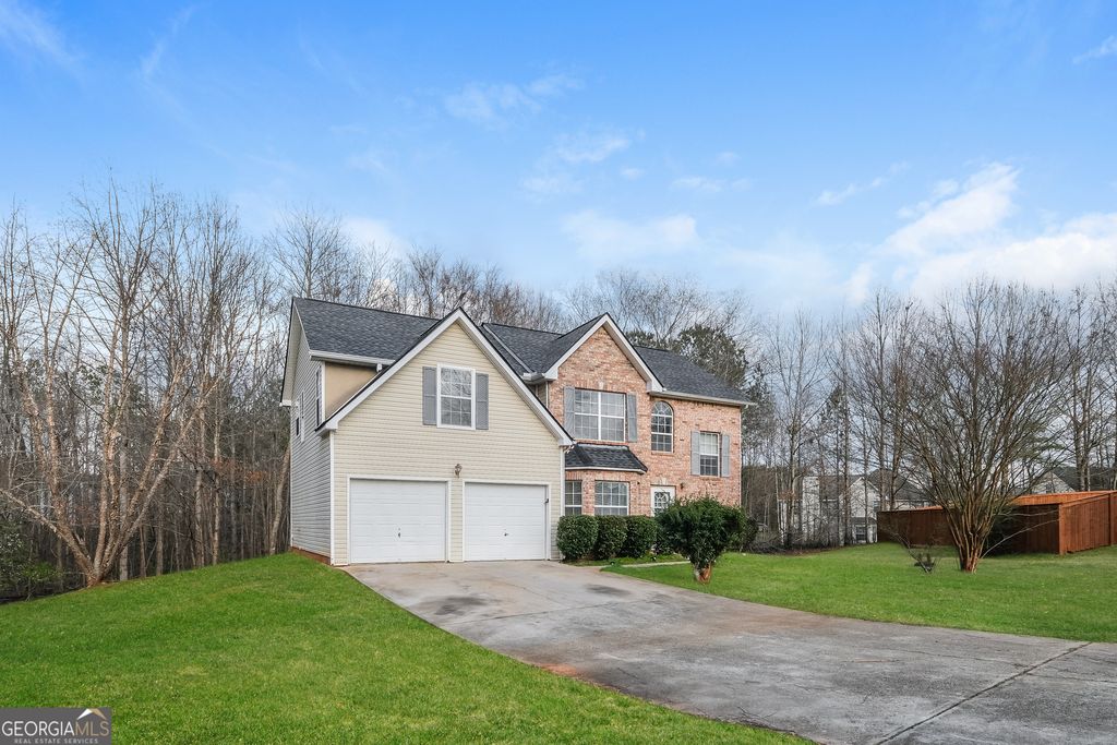 Photo of 828 Marcus Lane, Hampton, GA 30228 (MLS # 10707466)