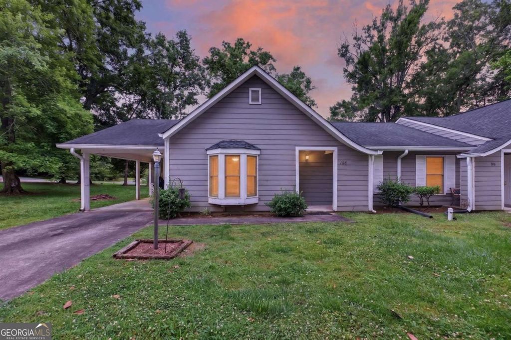 Photo of 108 Villas Lane NE, Rome, GA 30165 (MLS # 10776316)