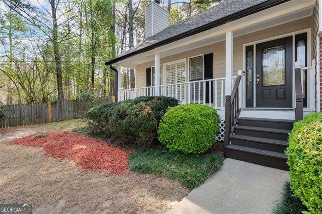 Photo of 62 Davis Court, Hiram, GA 30141 (MLS # 10717617)