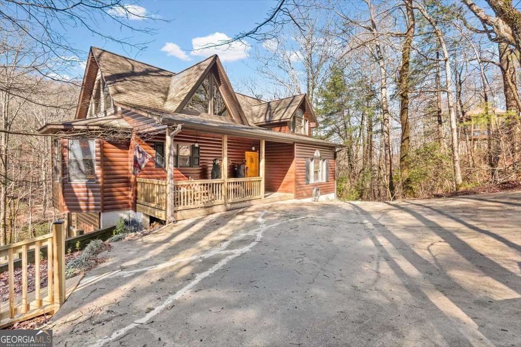 Photo of 141 Winnebago Trail, Chatsworth, GA 30705 (MLS # 10785809)