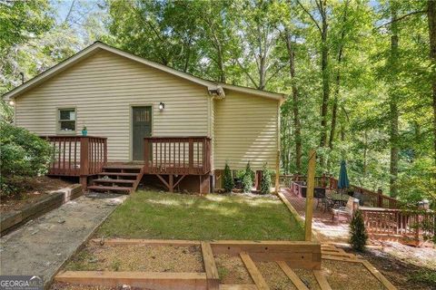 A home in Dahlonega