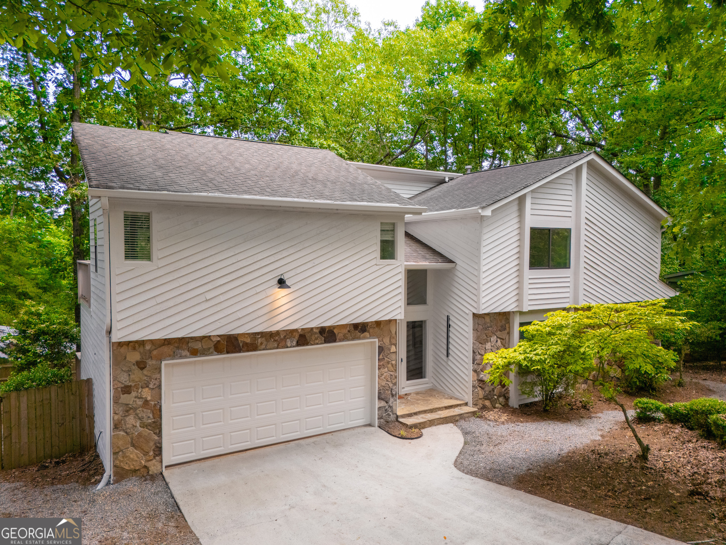 110 Fairway Ridge DR