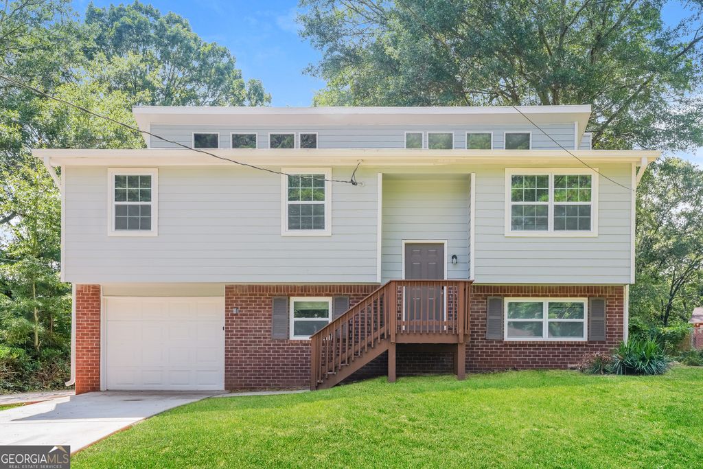 Photo of 2535 Kelly Lake Drive, Decatur, GA 30032 (MLS # 10662103)