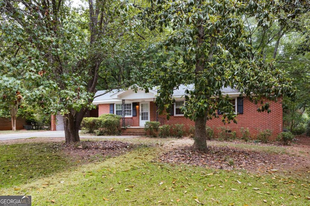 Photo of 135 Cavalier Court, Athens, GA 30606 (MLS # 10765783)