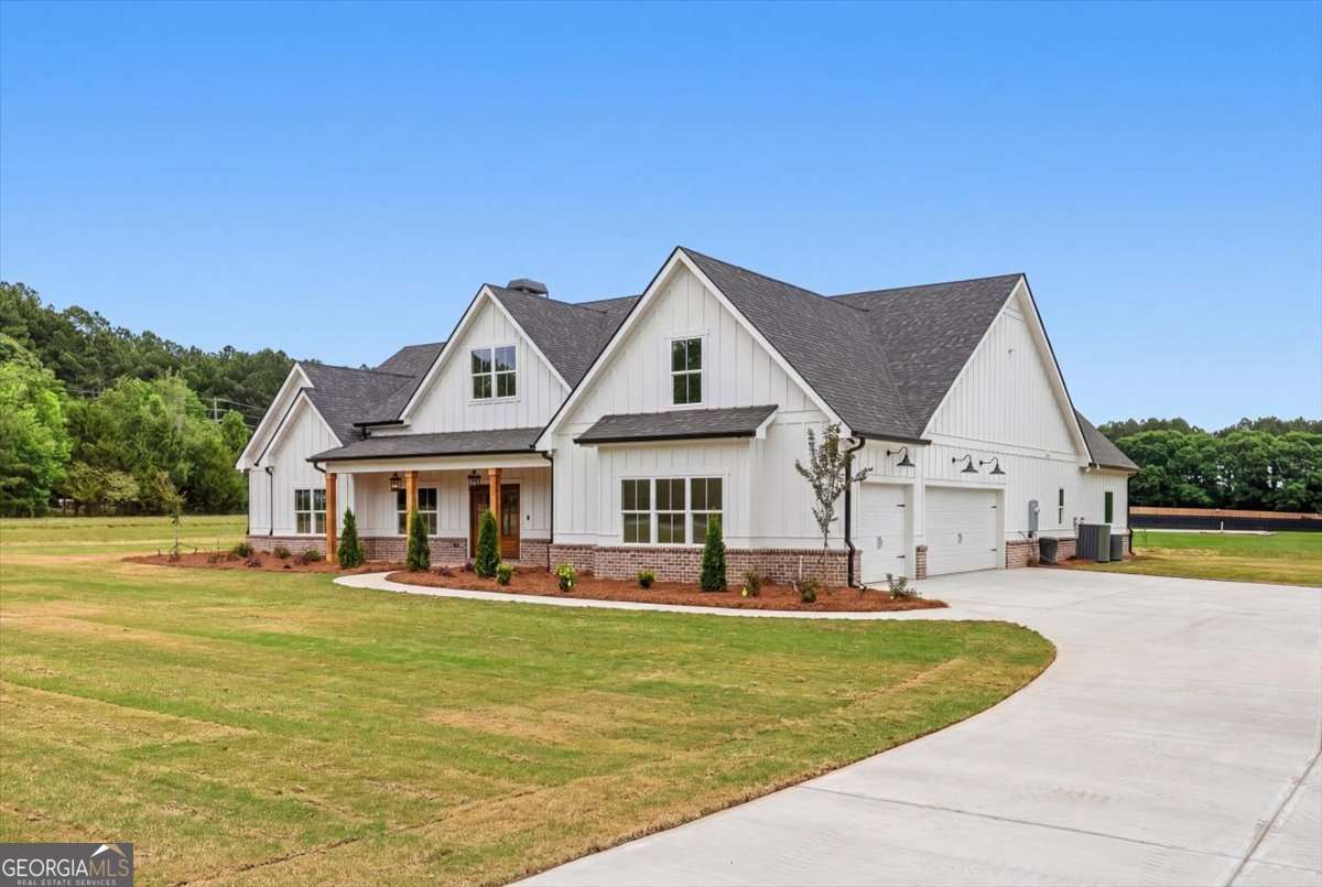 1217 Pleasant Valley RD