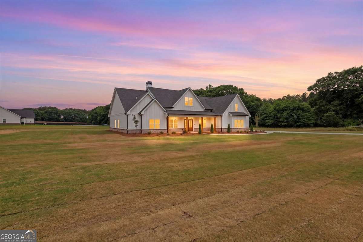 1217 Pleasant Valley RD