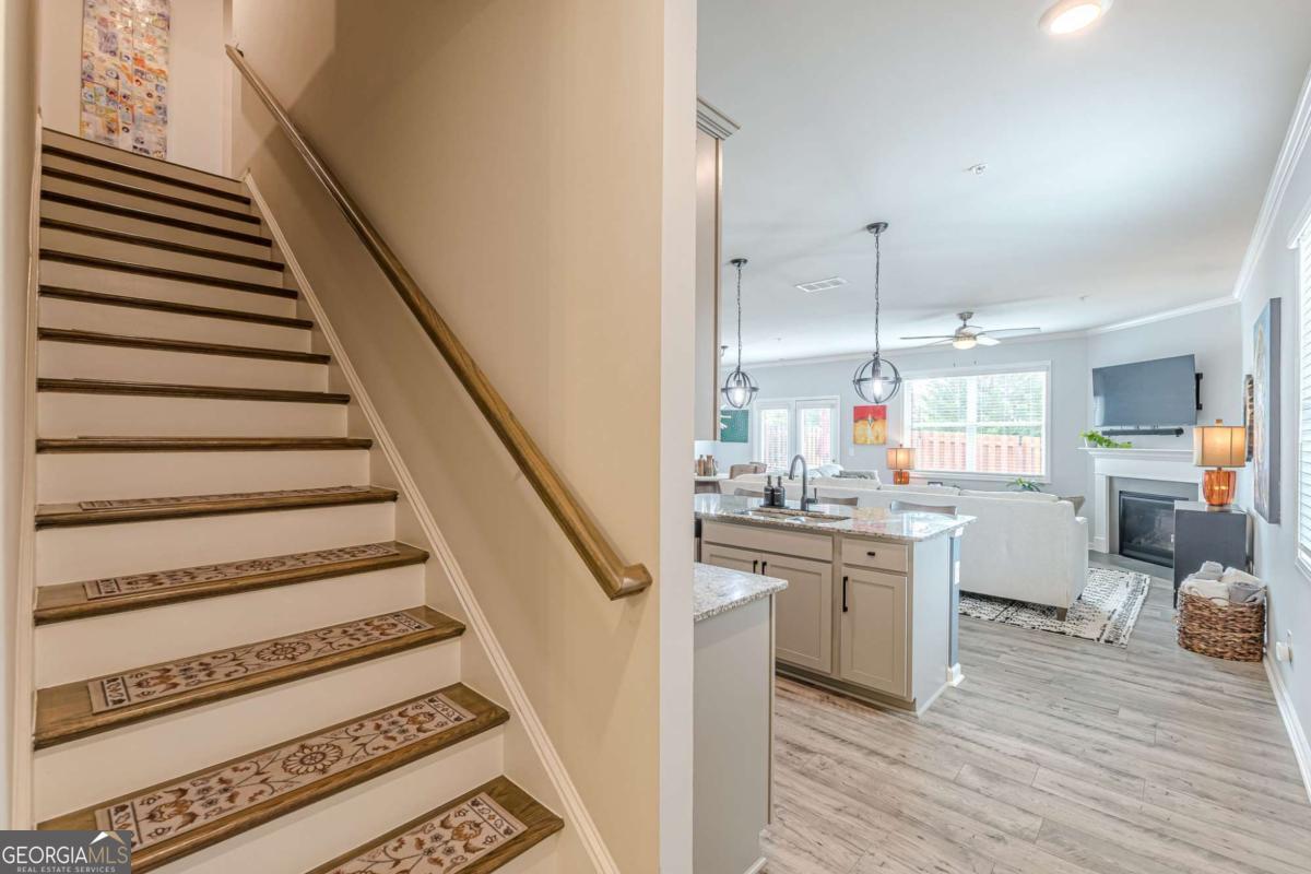 739 Woodstock Grove DR