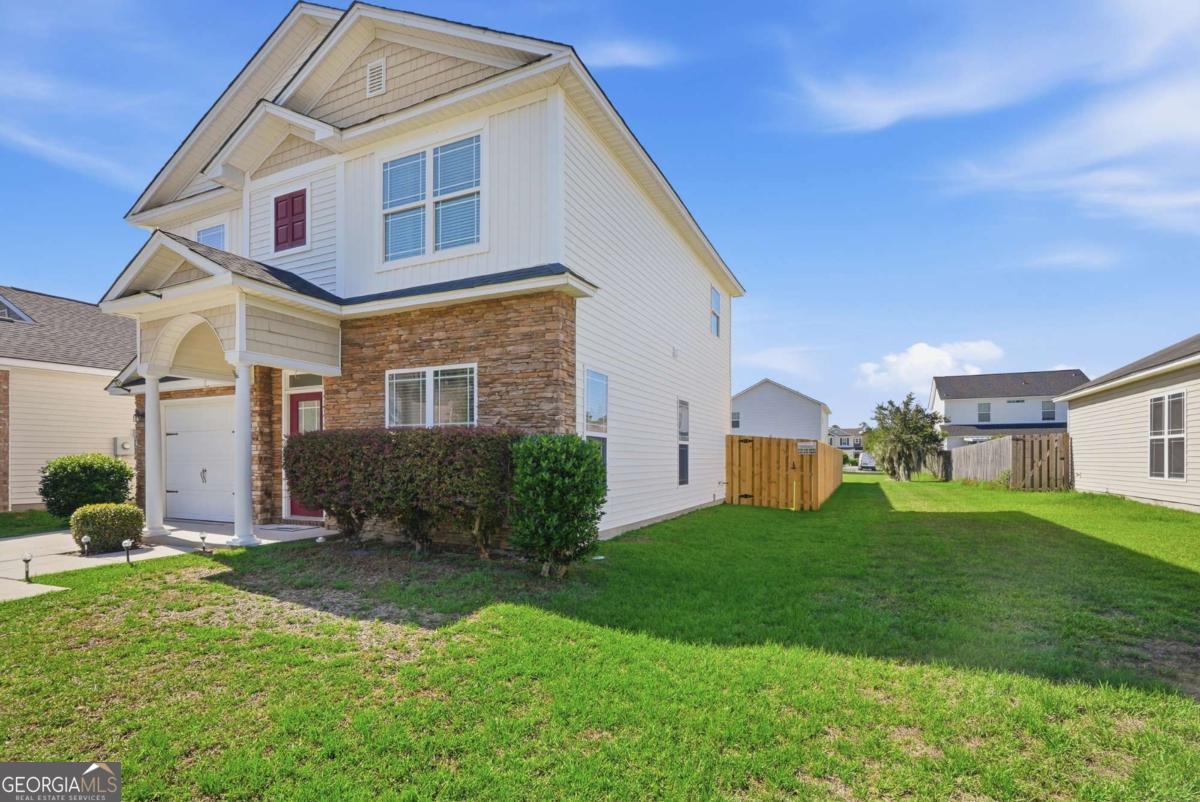 149 Chapel Lake S