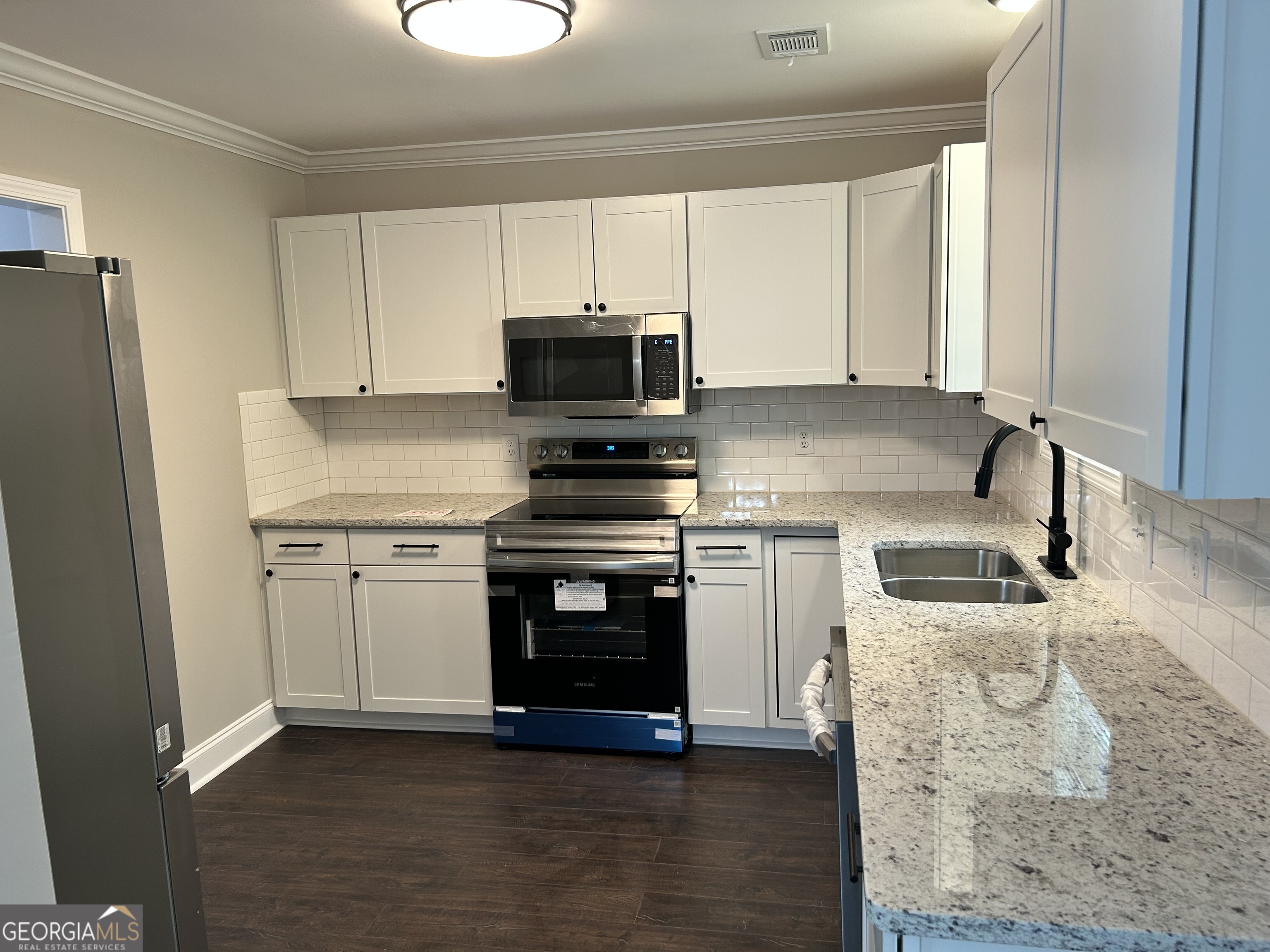 103 Highpoint DR