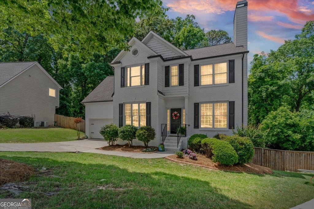 Photo of 6000 Hampton Bluff Way, Roswell, GA 30075 (MLS # 10810375)