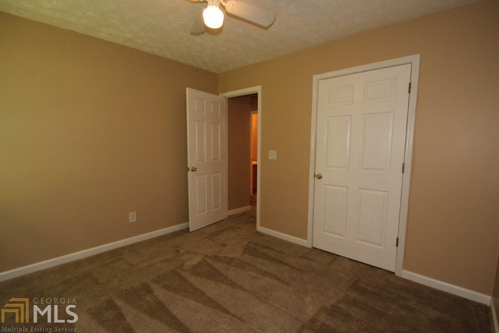 Quiet Oaks - Residential