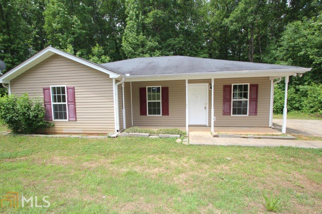 Renovated ranch with new paint and carpet - Move-in ready, 3 bedrooms & 2 baths. Kitchen has new appliances with eat-in kitchen and view of vaulted family room. Owners suite has sizable closet and private bathroom. Rocking chair front porch. Located in Jackson County with a quick commute to Commerce & Athens. Property is available through Jackson County NSP program, qualified Buyers are eligible for $5,000 down payment assistance - contact listing agent for details.