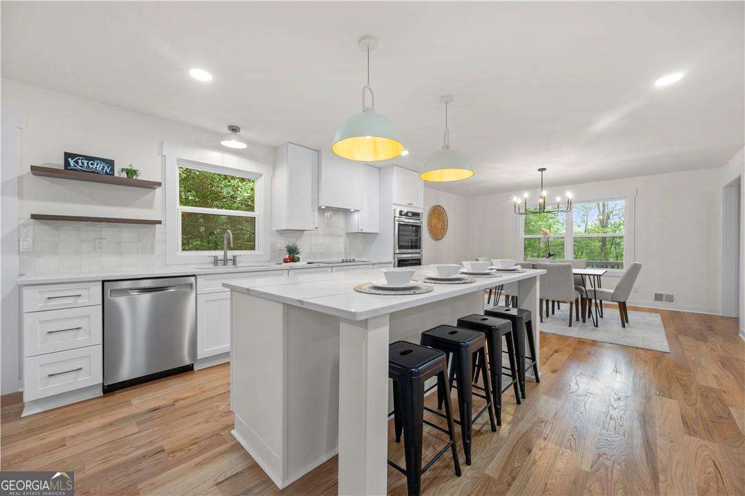 3710 Country Estate DR NW