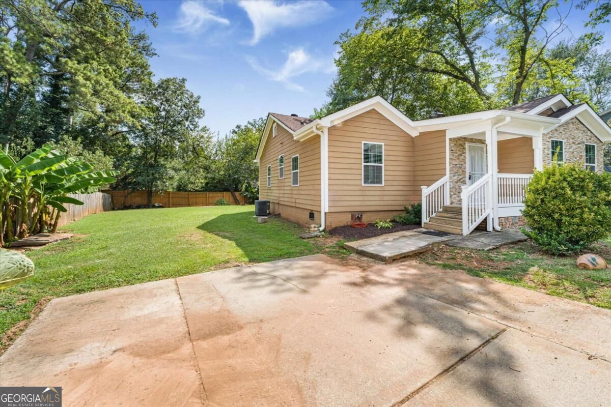 1194 Barnes Mill RD