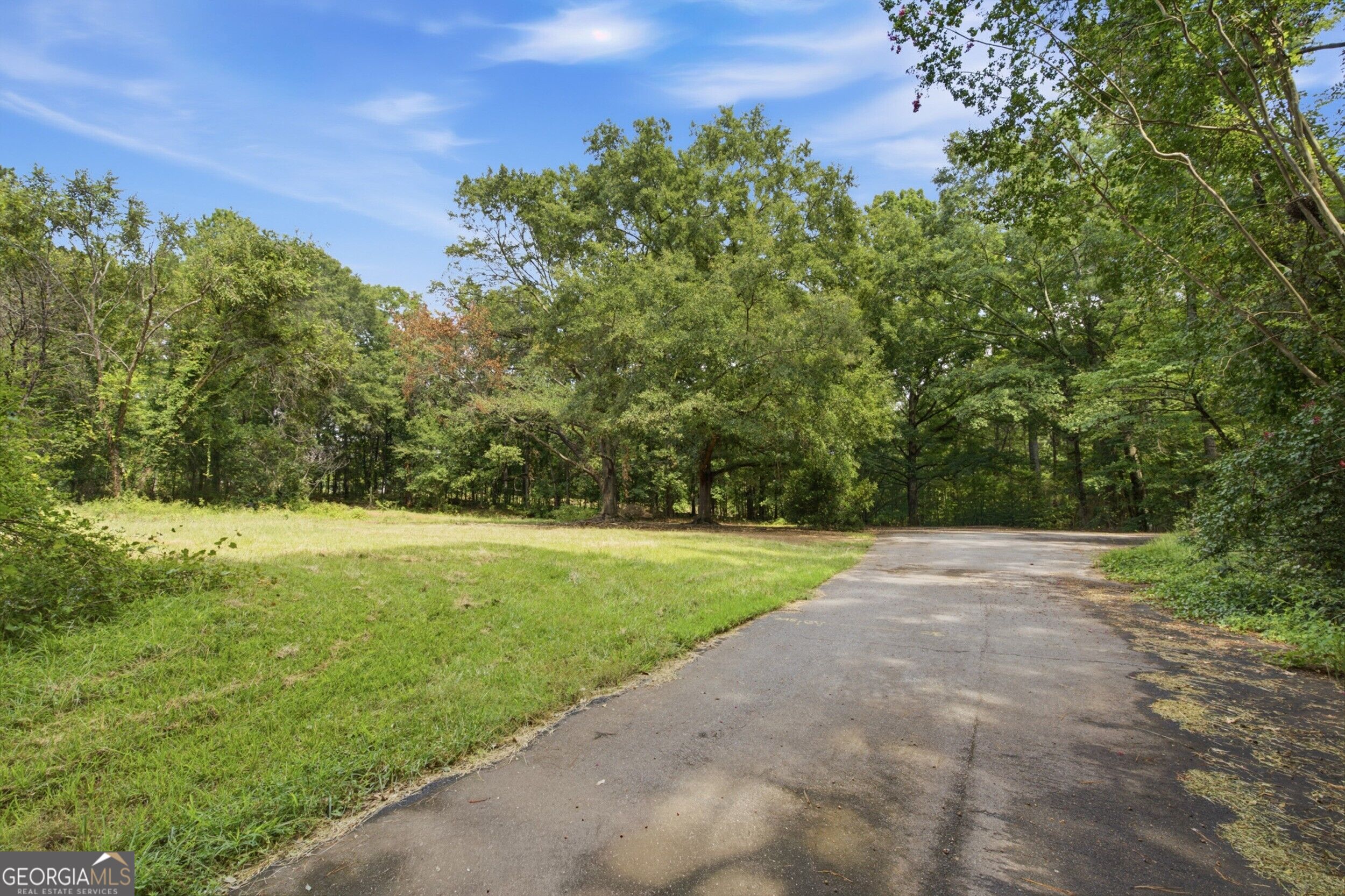 7792 Lyle DR