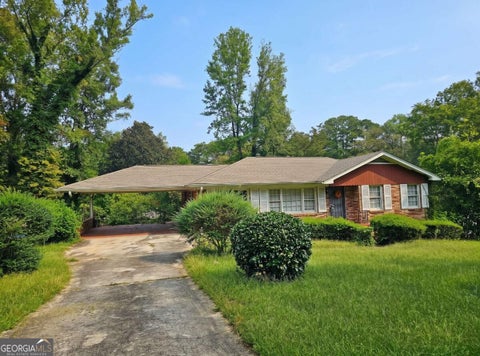 Photo of 1940 Windsor Drive SW, Atlanta, GA 30311 (MLS # 10873004)