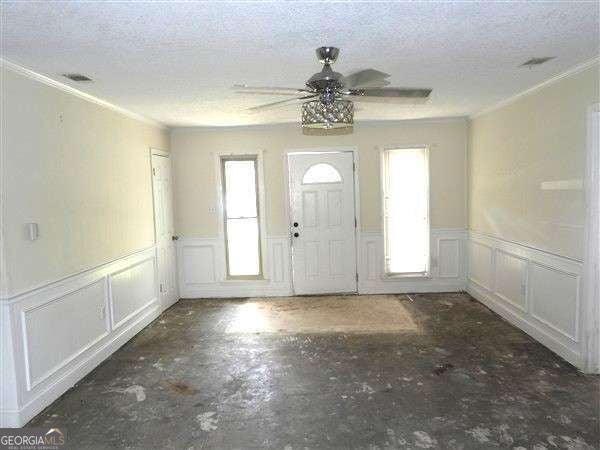 618 Madison DR