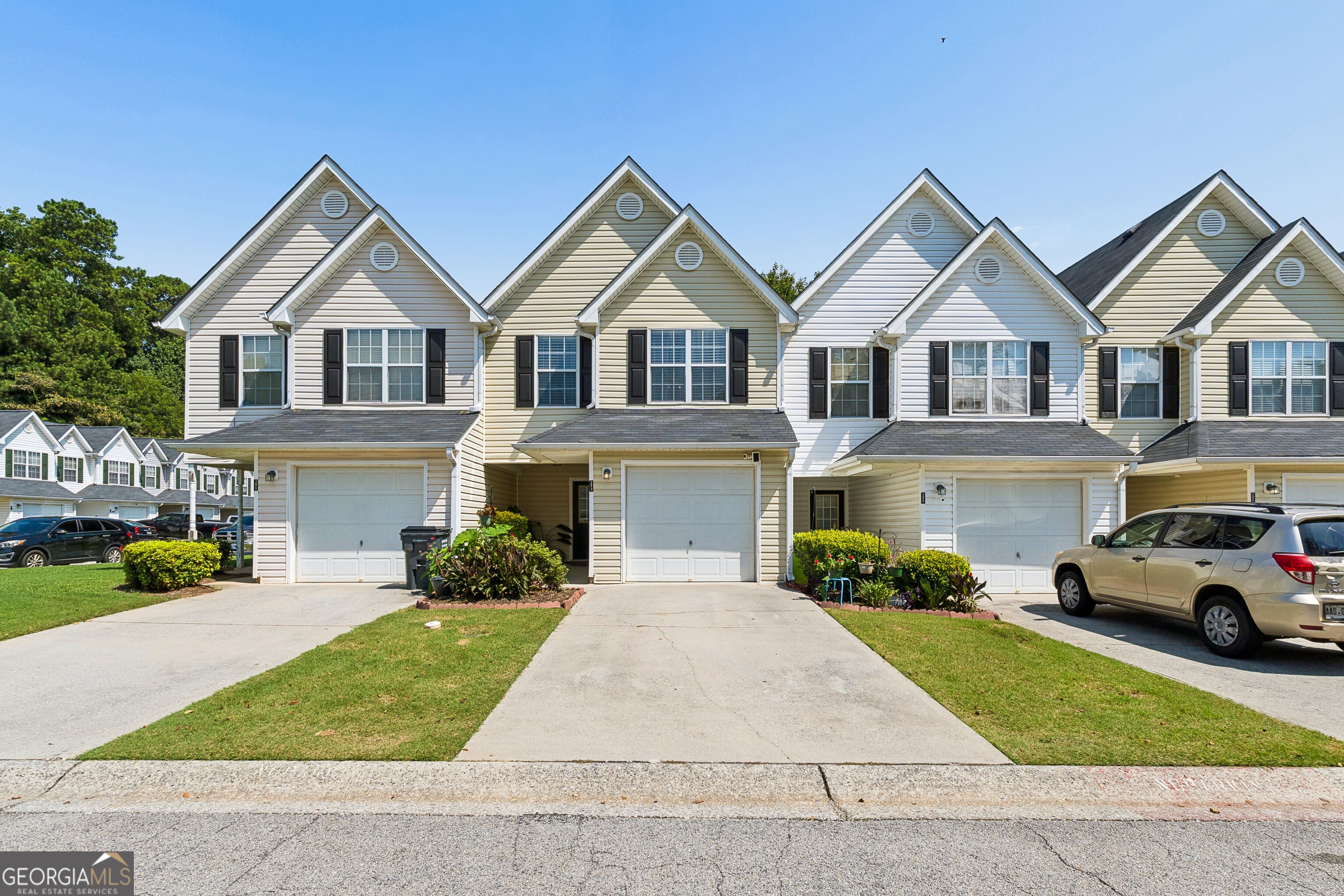 253 Gallant CT SE 17