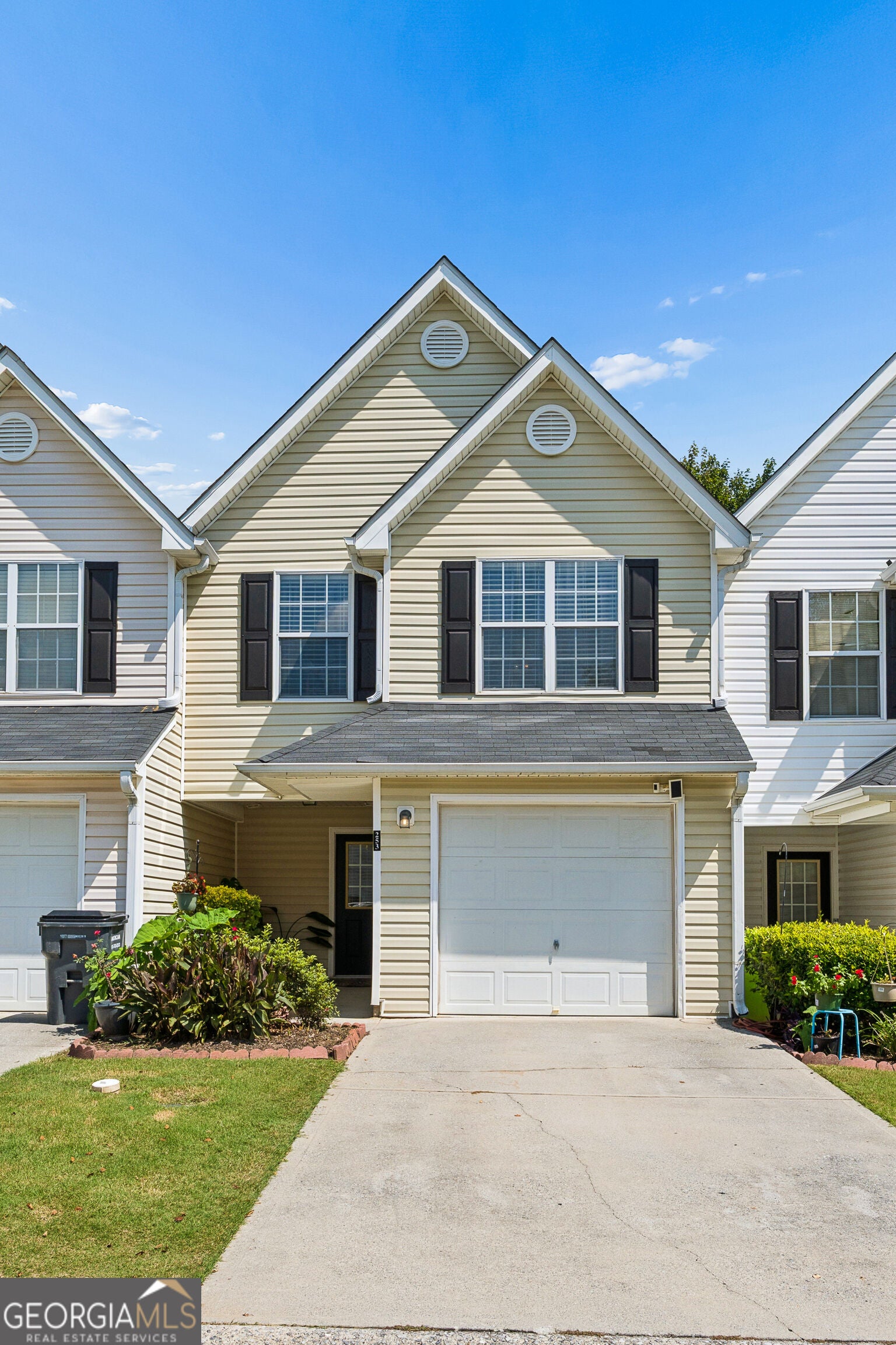 253 Gallant CT SE 17