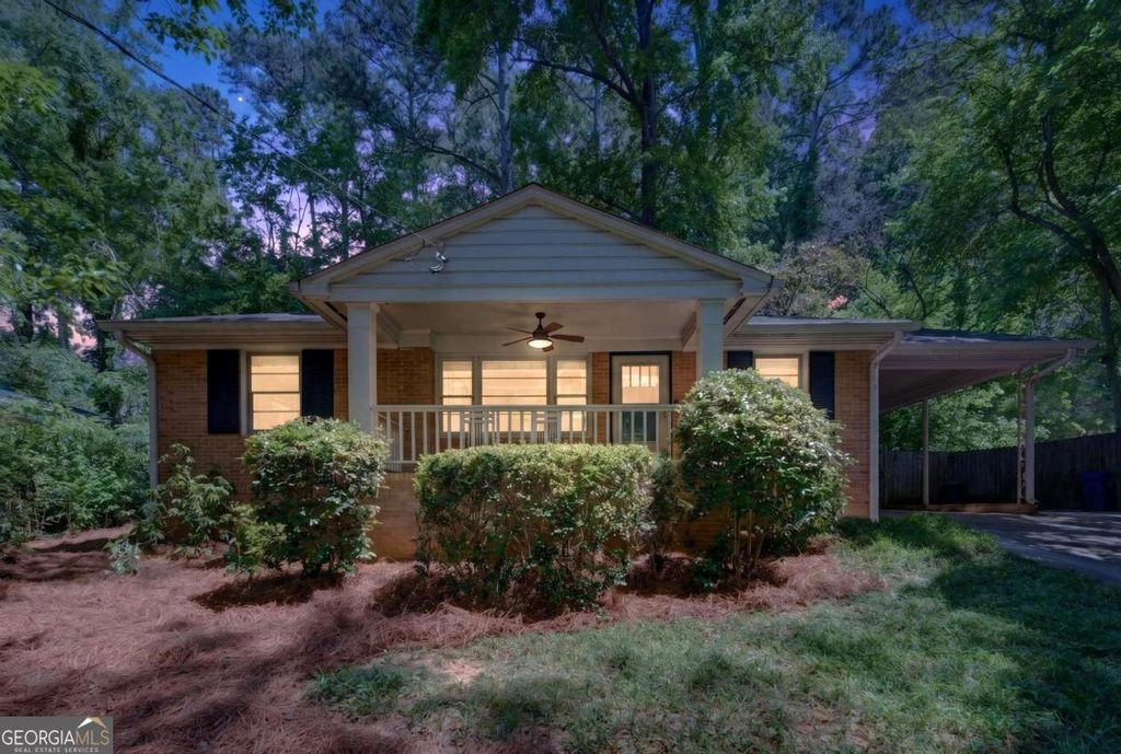 Photo of 1844 Georgiana Drive NE, Atlanta, GA 30329 (MLS # 10771808)