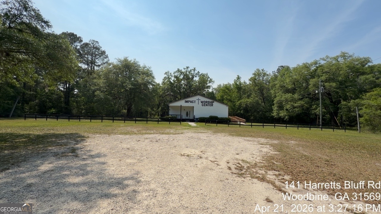141 Harrietts Bluff RD