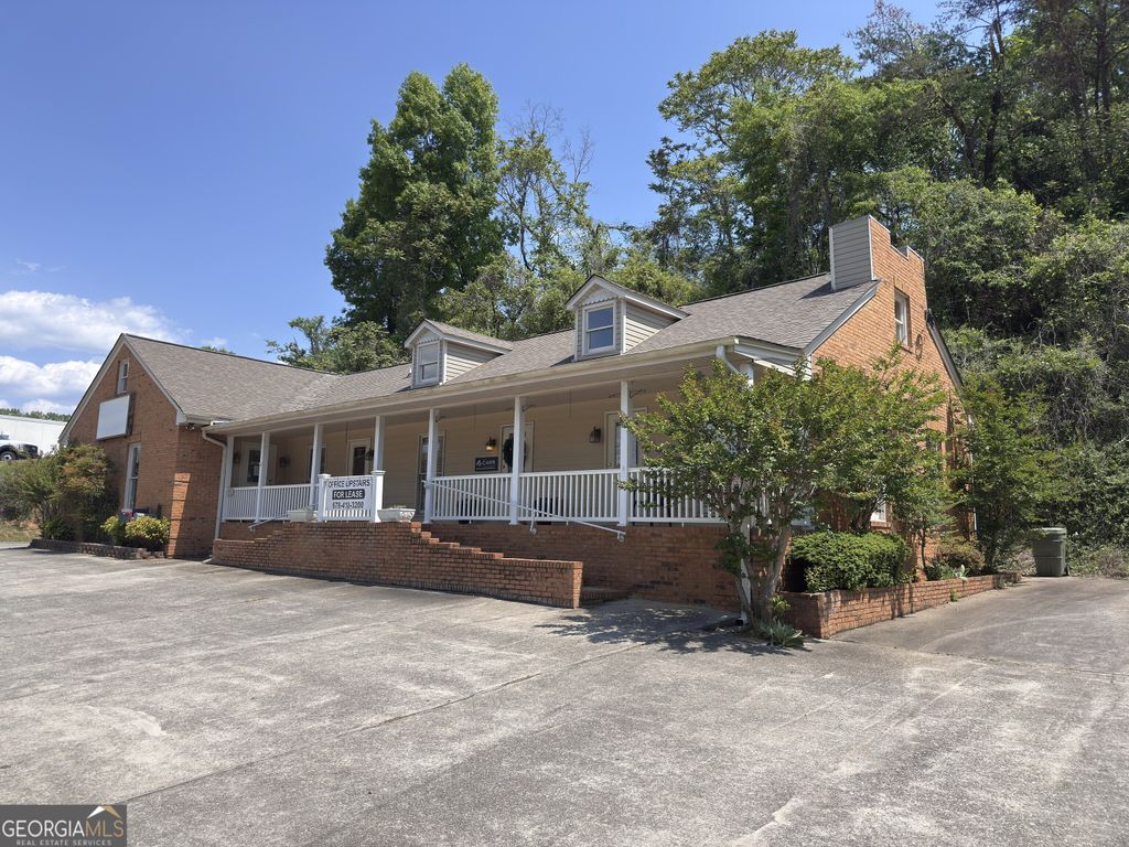 Photo of 471 S Main Street, Cleveland, GA 30528 (MLS # 10762119)