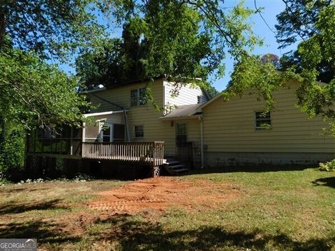 A home in Commerce