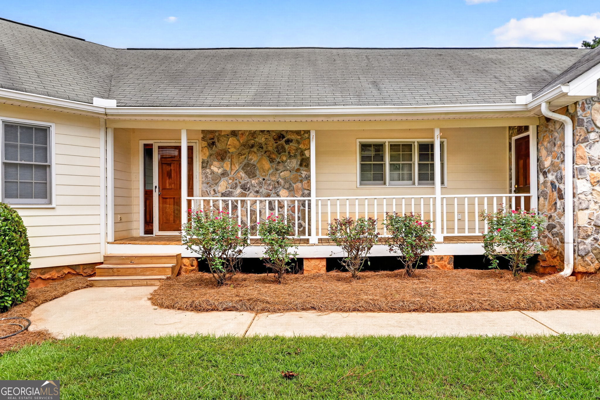 2575 Luella RD