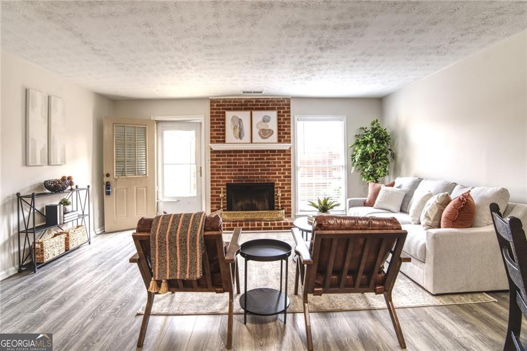 Photo of 587 Wedgewood Drive, Alpharetta, GA 30009 (MLS # 10690376)