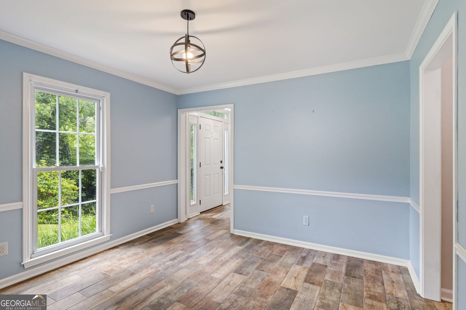 Roswell, Georgia 30075, United States, 4 Bedrooms Bedrooms, ,3 BathroomsBathrooms,Residential,Pending,141500