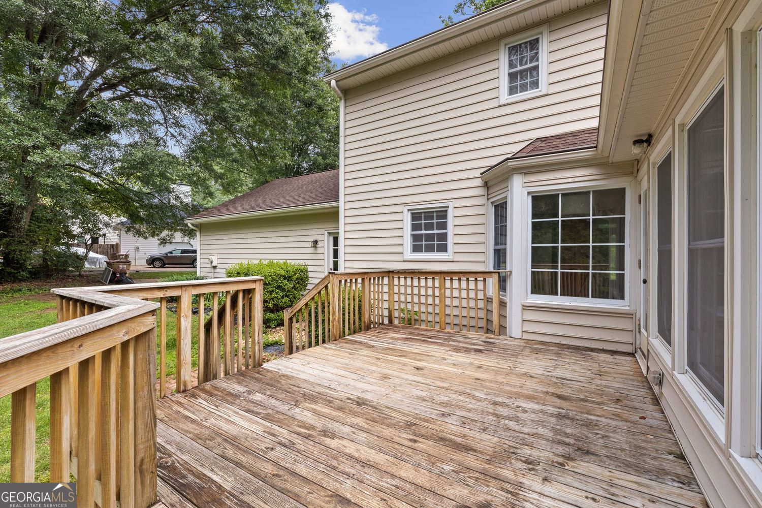 Roswell, Georgia 30075, United States, 4 Bedrooms Bedrooms, ,3 BathroomsBathrooms,Residential,Pending,141500