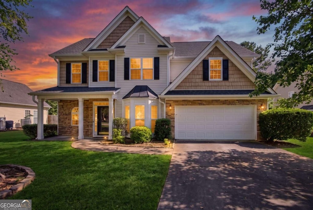Photo of 805 Chelsea Wood Court, Stockbridge, GA 30281 (MLS # 10852590)