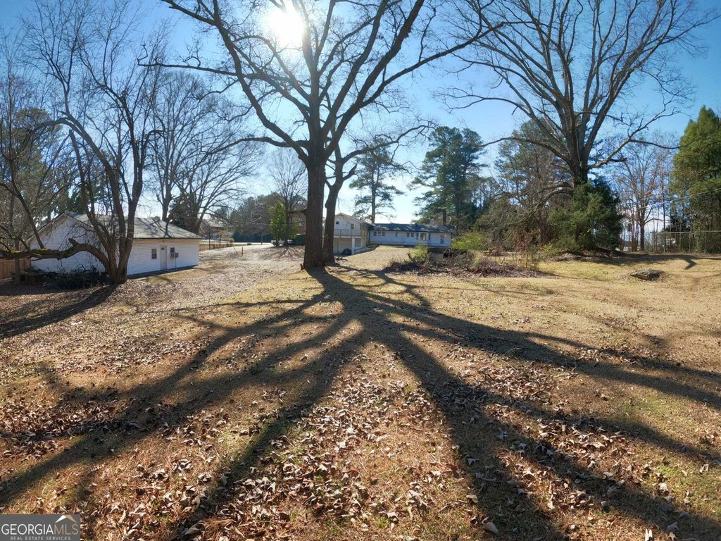 Photo of 1367 Highway 138 SW, Riverdale, GA 30296 (MLS # 10680597)