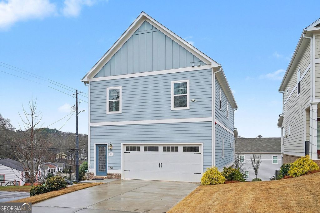 Photo of 811 Corsiglia Farm, Marietta, GA 30060 (MLS # 10678421)