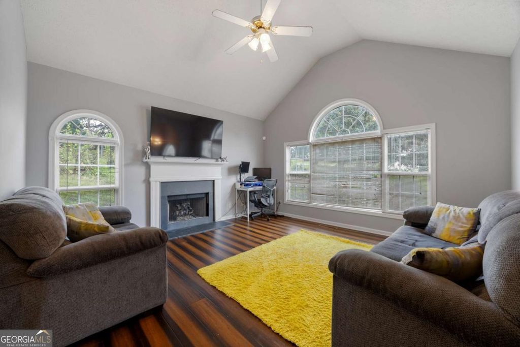 Photo of 227 Diamond Court, Carrollton, GA 30116 (MLS # 10769619)